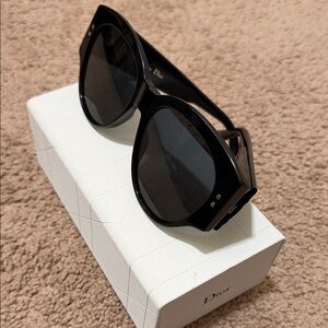 Dior Elegant Black Sunglasses for Women